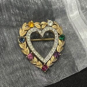 Trifari Heart Brooch - Gold Tone Multi colored Stones